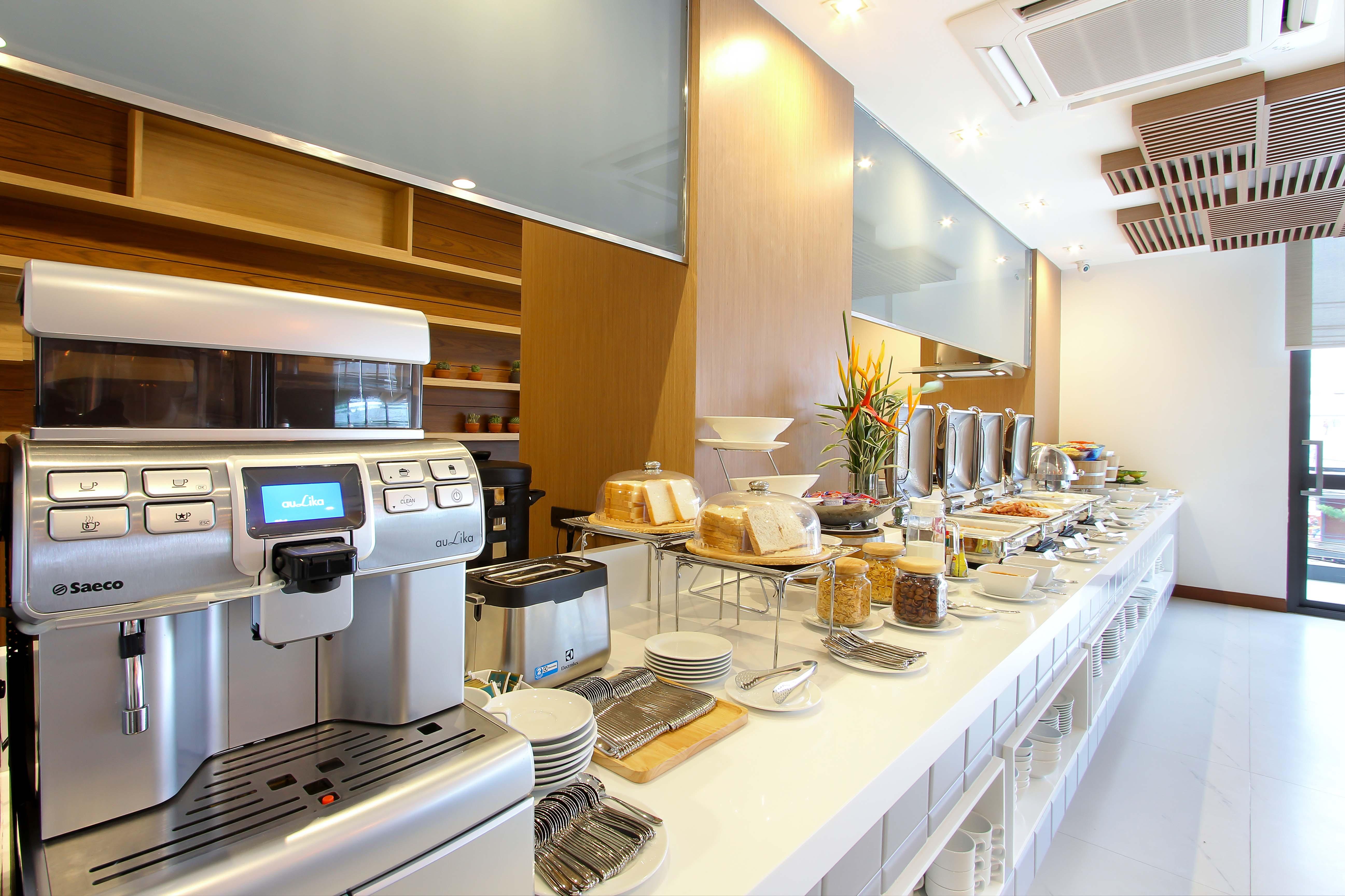 Plaai Prime Hotel Rayong Sha Extra Plus Esterno foto